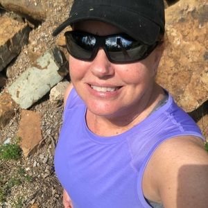 Meet your Posher, Pam